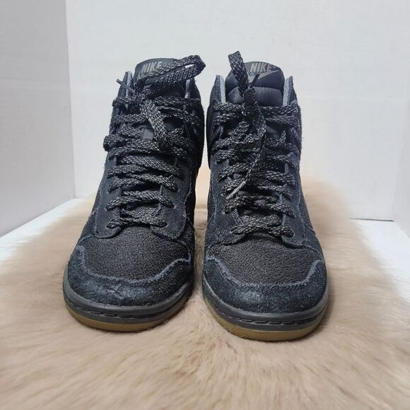 Nike Dunk Sky Hi Essential Hidden Wedge Black Women’s 644877-006 Sneaker Shoes - Picture 2 of 9